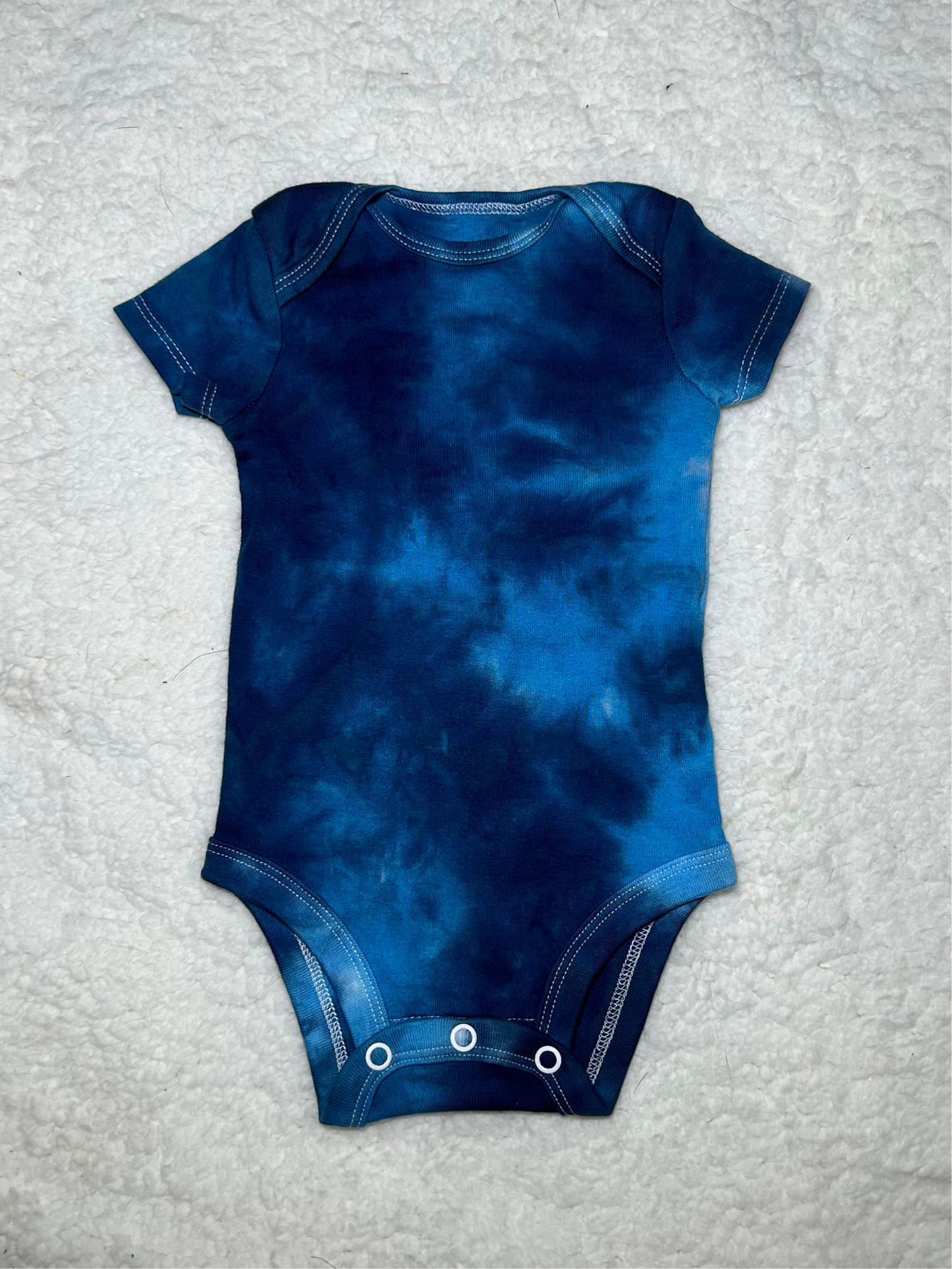 Morning Tide Tie Dye Baby Bodysuit ~ Blue Tie Dye Baby Bodysuit (0-3 Months)
